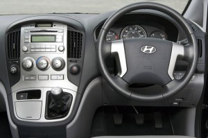 hyundai i800 2